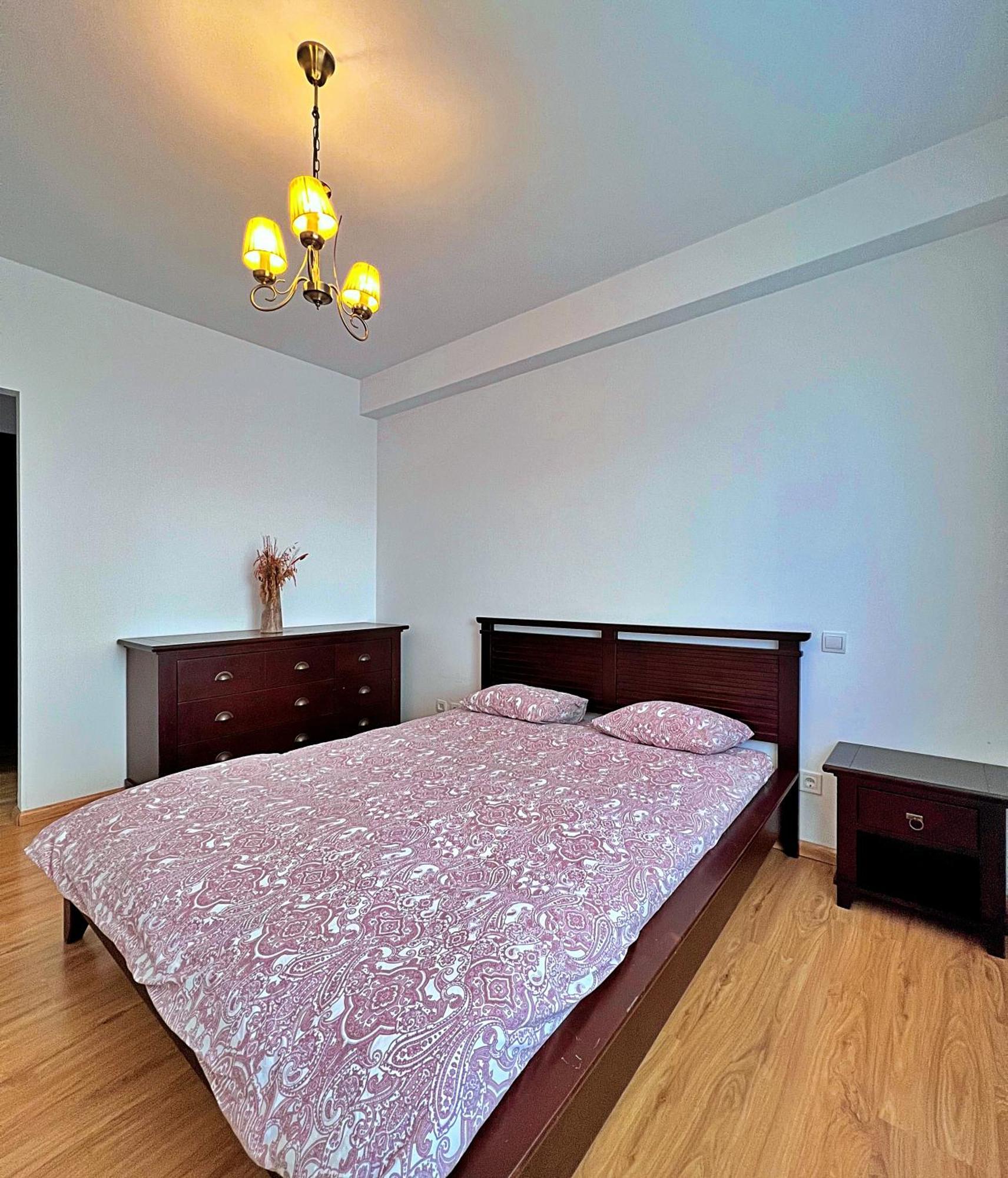 #3 Coroni Seasons Apartment